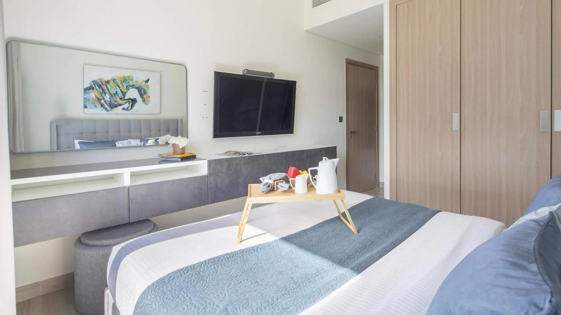 Frank Porter - Azizi Riviera 26 Dubai Apartment