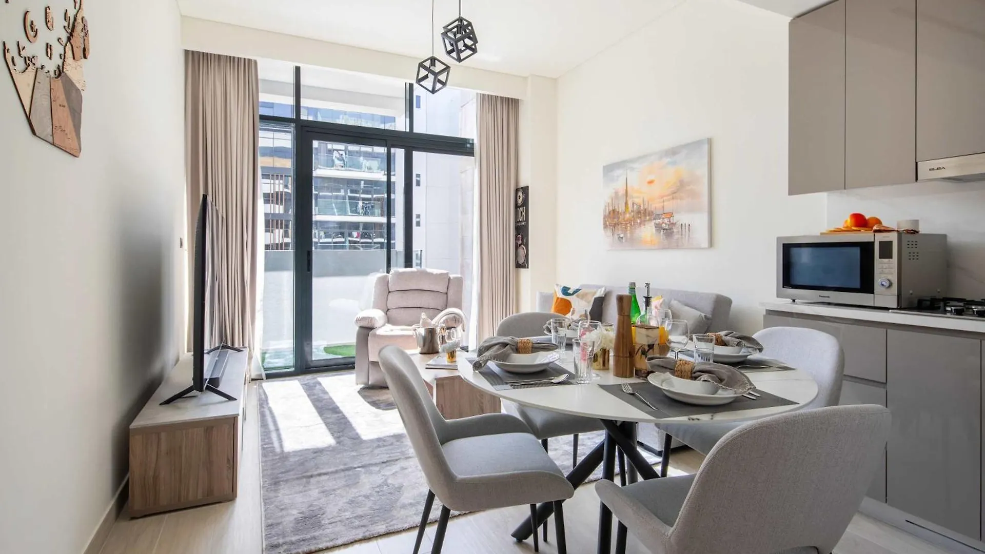 Frank Porter - Azizi Riviera 26 Dubai Apartment